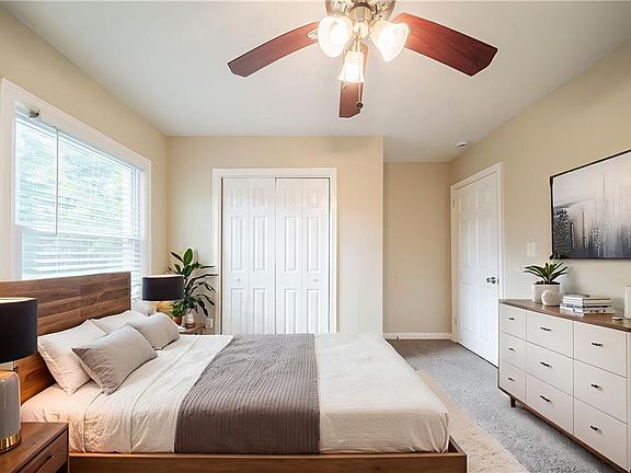 5th image of 3185 Bluebird Ln