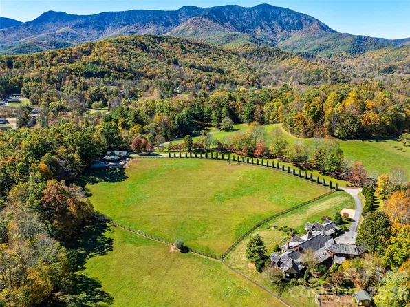 422 Heart Stone Way, Burnsville, NC 28714