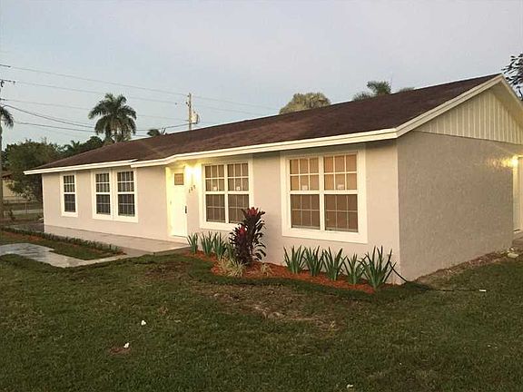 2nd image of 305 SW 6th Ave