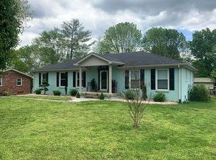 1612 Westland Dr, Lebanon, TN 37087