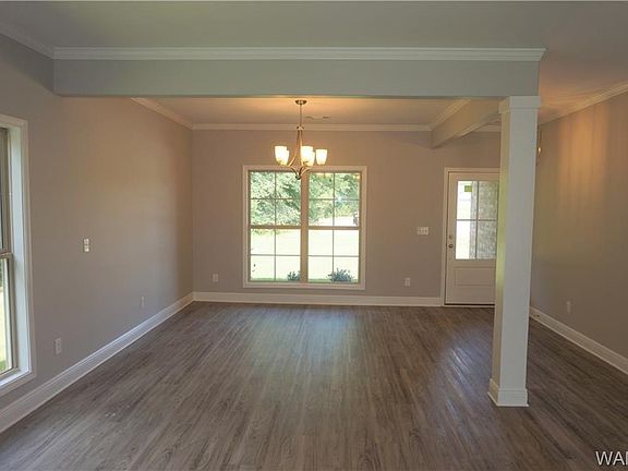 3rd image of 1825 Willow Oak Cir
