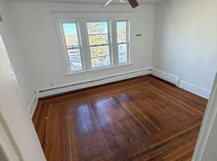42 Libbeus St APT 2, Woonsocket, RI 02895