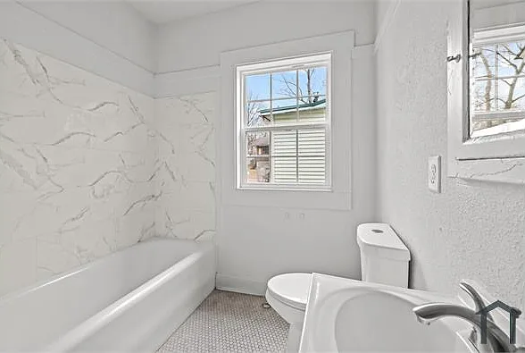 2204 28th St W — Photo 21