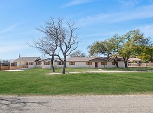 113 CRESTLINE DR, Pleasanton, TX 78064