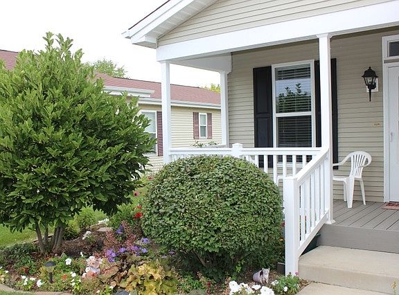 2nd image of 3830 Fox Hunt Way