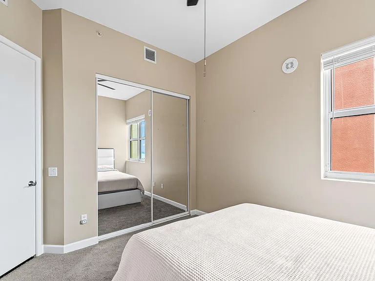 2650 Lake Shore Dr #2403 — Photo 18