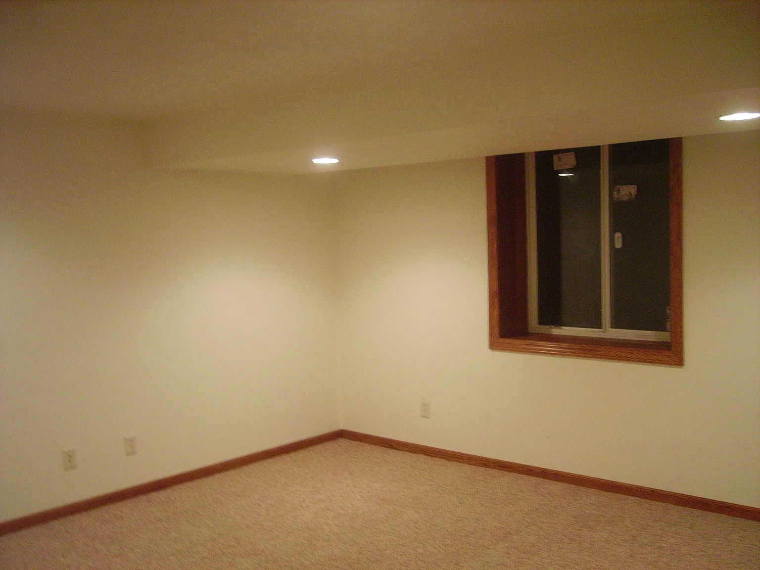 4 bed, 3.5 bath, 2300 sqft, $2,020 — Photo 4