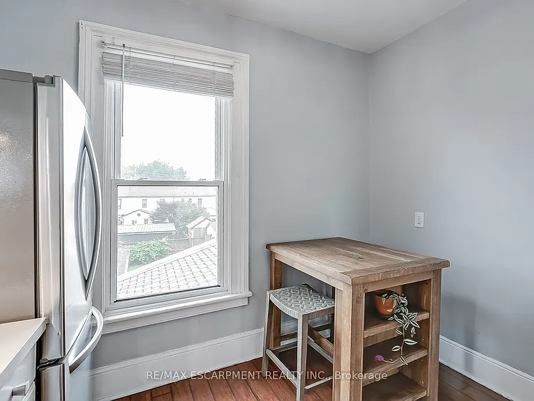 87 Colbourne St #2 — Photo 8