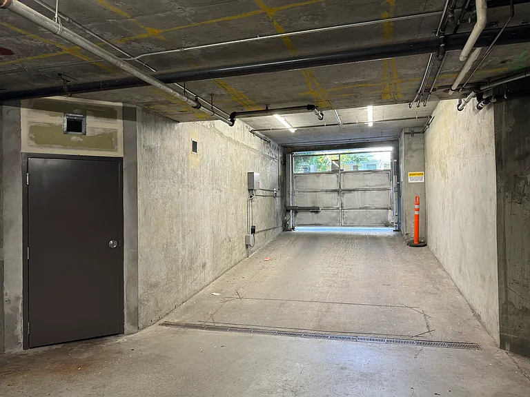 2412 Harrison St #203 — Photo 24