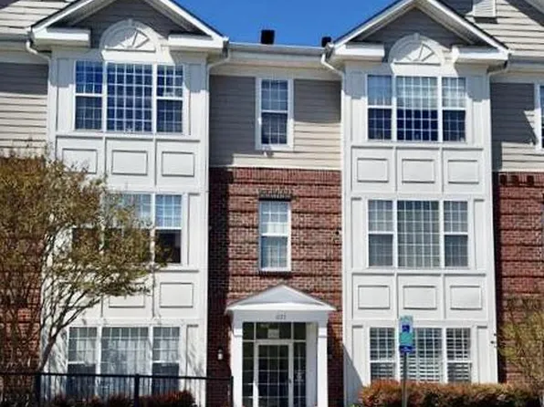 621 Cobblestone Blvd Unit 205, Fredericksburg, VA 22401
