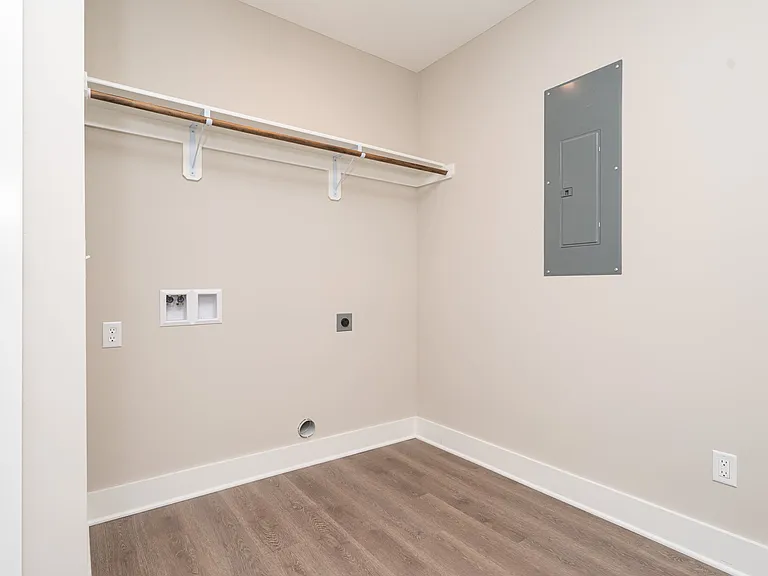 917 Eagle Ridge Dr — Photo 32