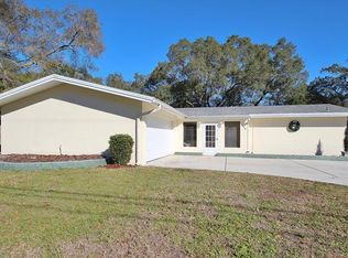 1448 Fairway Dr, Dunedin, FL 34698
