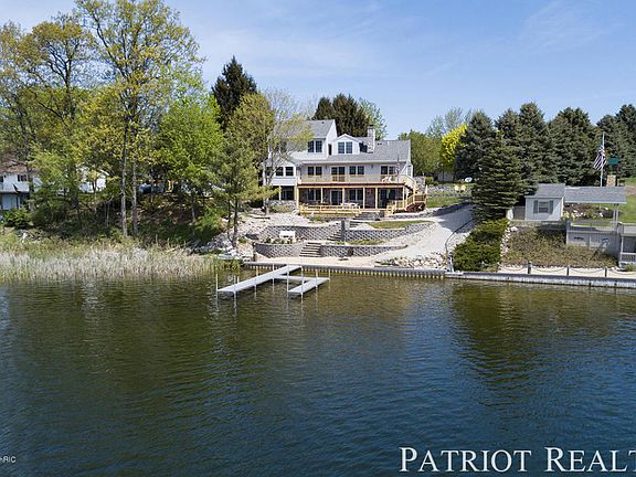 3rd image of 5365 Clifford Ct