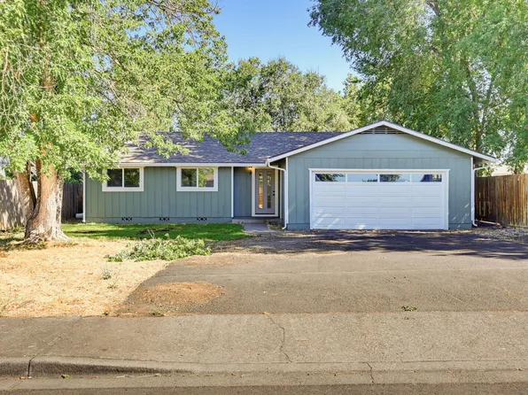 1995 Alpine Ct, Medford, OR 97504