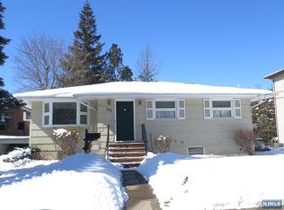 35 Wall St, East Rutherford, NJ 07073