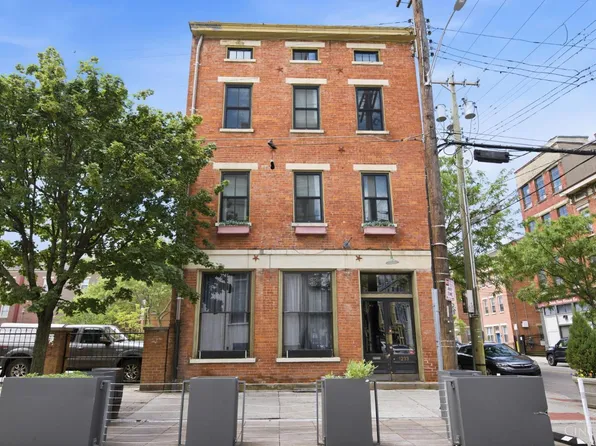 111 E 13th St Unit 1, Cincinnati, OH 45202