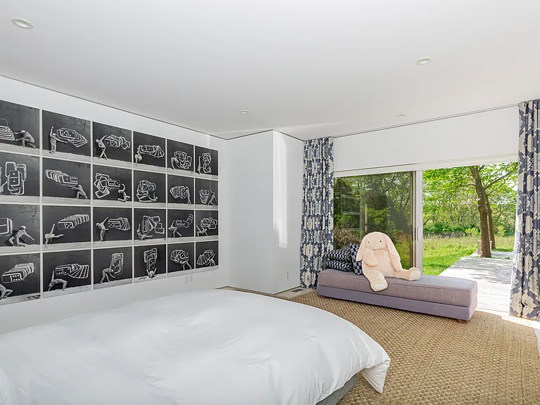 493 Sagaponack Rd — Photo 6