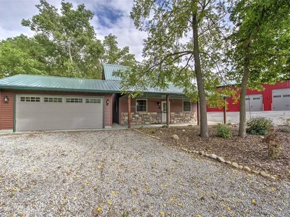 1717 County Road 400e, Bethany, IL 61914