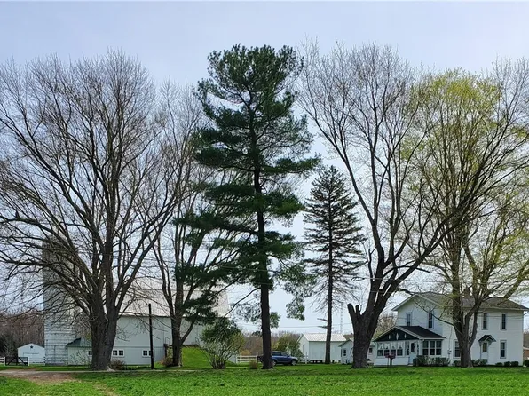 10065 Cherry Hill Rd, Albion, PA 16401