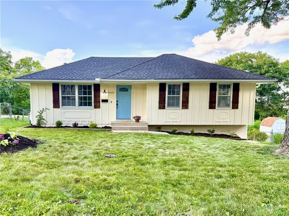 15012 E 33rd St S, Independence, MO 64055