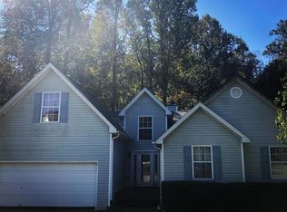 729 Baskins Cir, Winder, GA 30680