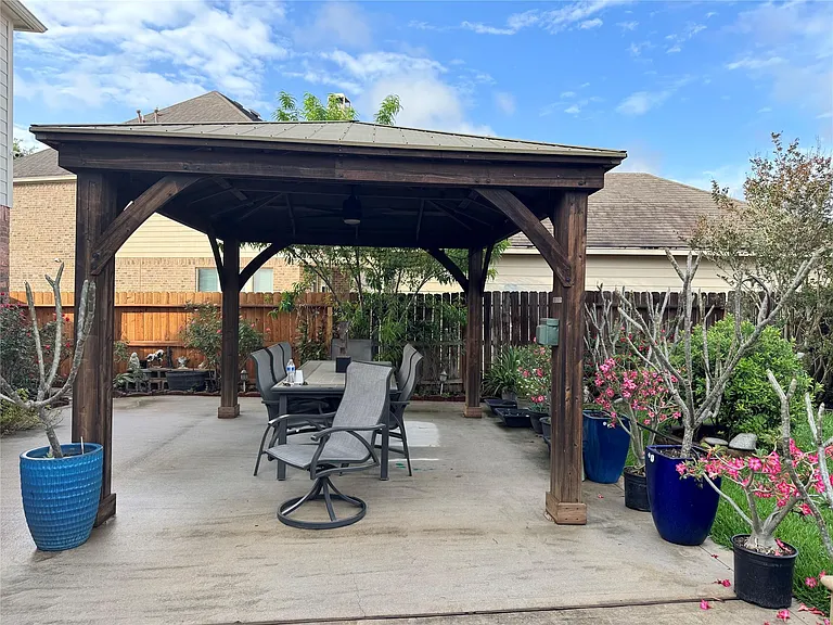 2311 Echo Harbor Dr — Photo 27