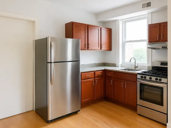 860 State St #2E, New Haven, CT 06511