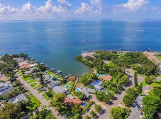 6940 4th St S, Saint Petersburg, FL 33705