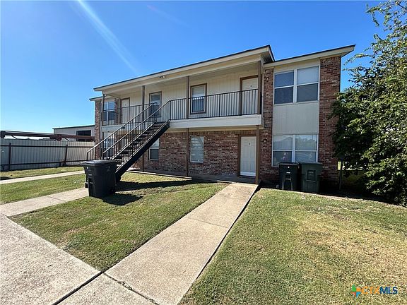2nd image of 1000 Circle M Dr