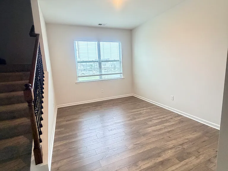 312 Callerton Dr — Photo 4