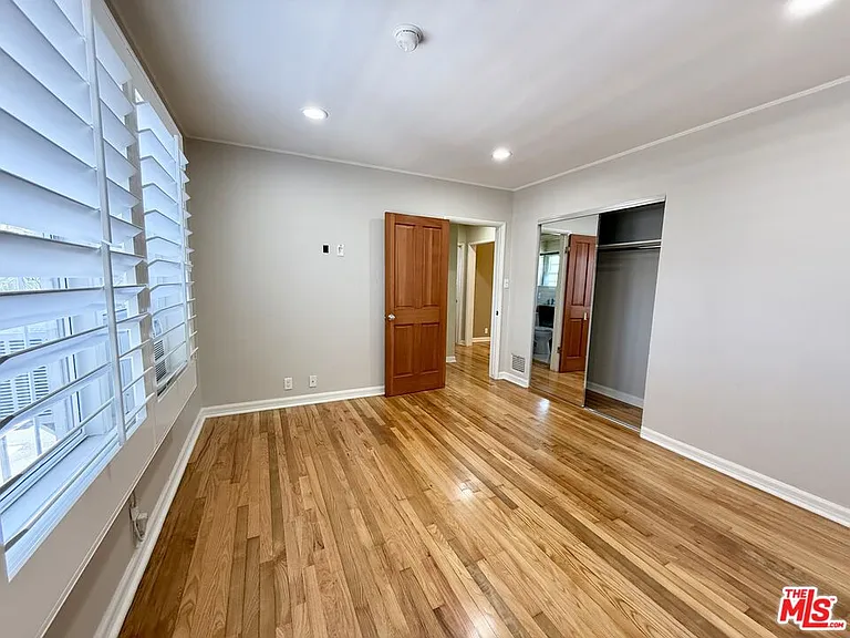 9667 W Olympic Blvd — Photo 9
