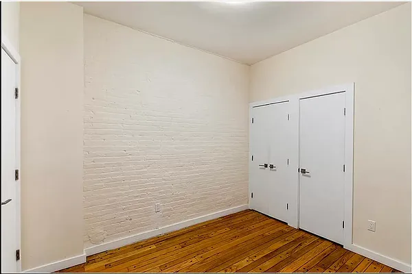 Rented by Douglas Elliman | media 15