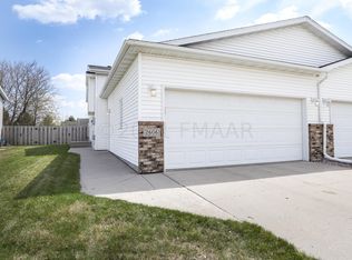 2606 Brookdale Rd, Moorhead, MN 56560