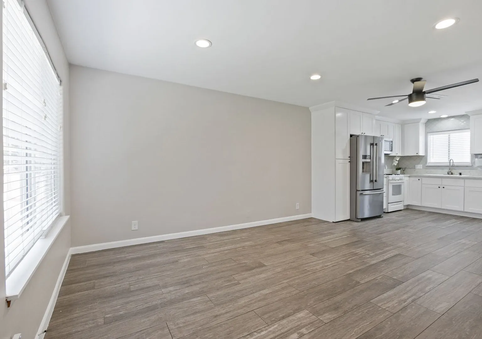Live the Coastal Dream in Huntington Beach Modern 2-Bedroom End-Unit Townhome — Photo 2