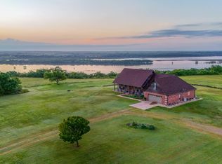 8250 E Brake Rd, Newkirk, OK 74647