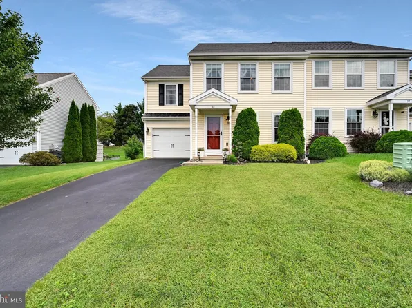 34 Silver Maple Cir, Ephrata, PA 17522