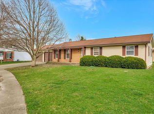 1076 Lancaster Dr, Rantoul, IL 61866