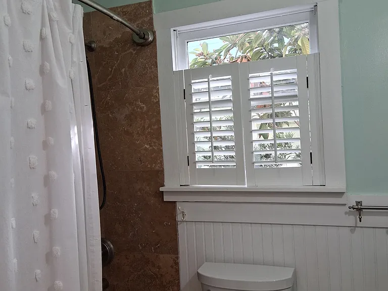 702 Someruelus St — Photo 10