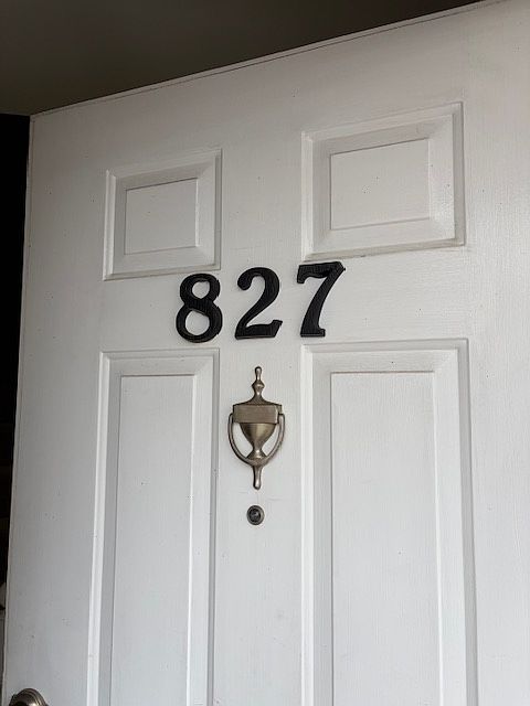 1st image of 827 Galen Dr