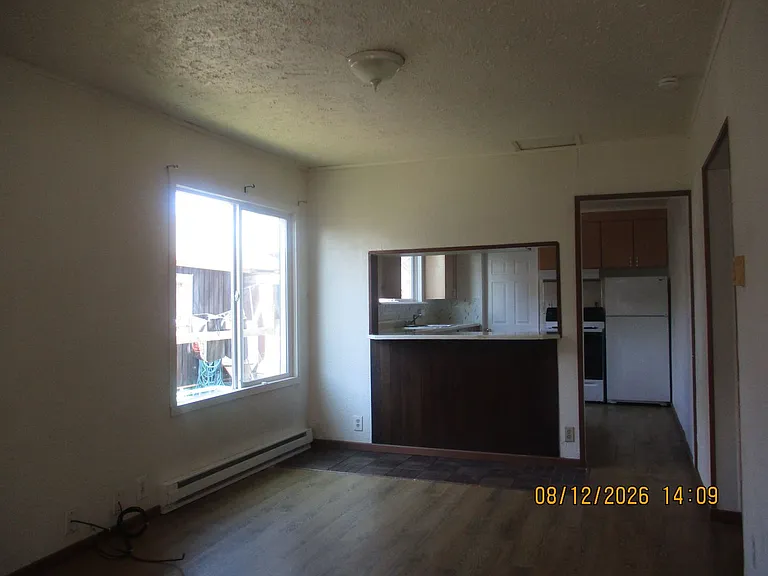 1227 Chenault Ave — Photo 7