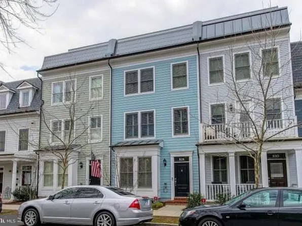 828 1st St, Alexandria, VA 22314