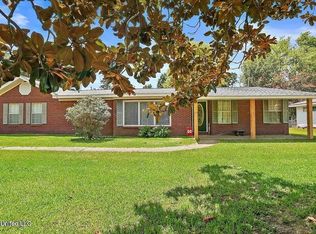 105 Main St, Raleigh, MS 39153