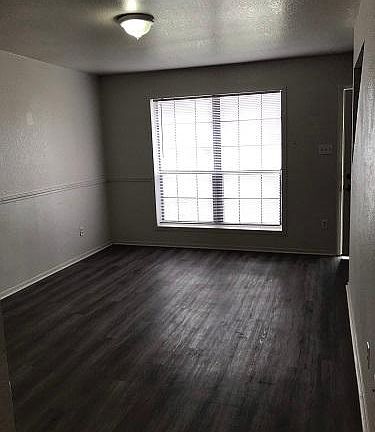 2nd image of 1105 Shanarae Cir #B