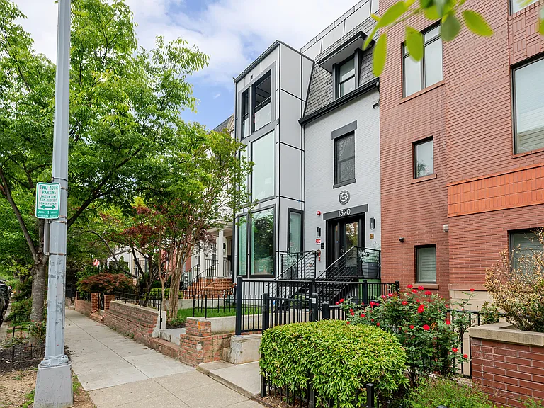 1320 Belmont St NW #1 — Photo 23