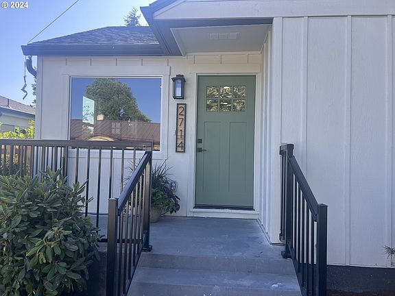 2nd image of 2714 Daniels St