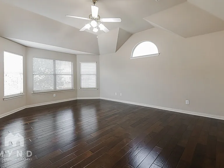 4624 Dalrock Dr — Photo 20