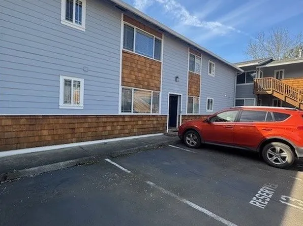 3925 SW Multnomah Blvd #201, Portland, OR 97219