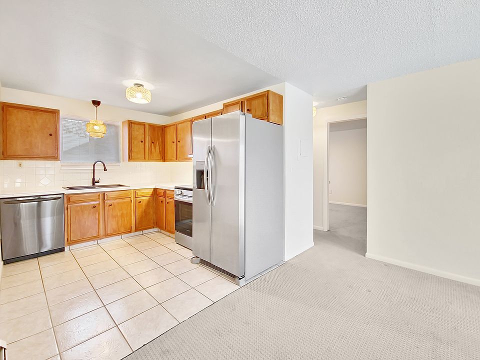 View towards bedroom and bathroom