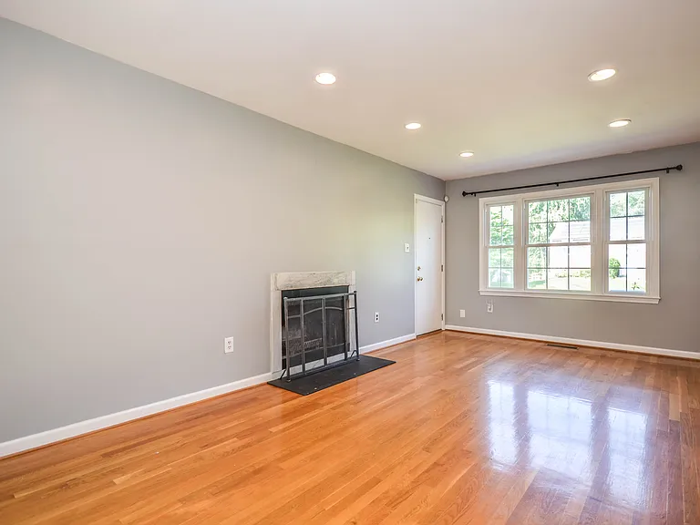 11309 Brandy Hall Ln — Photo 10