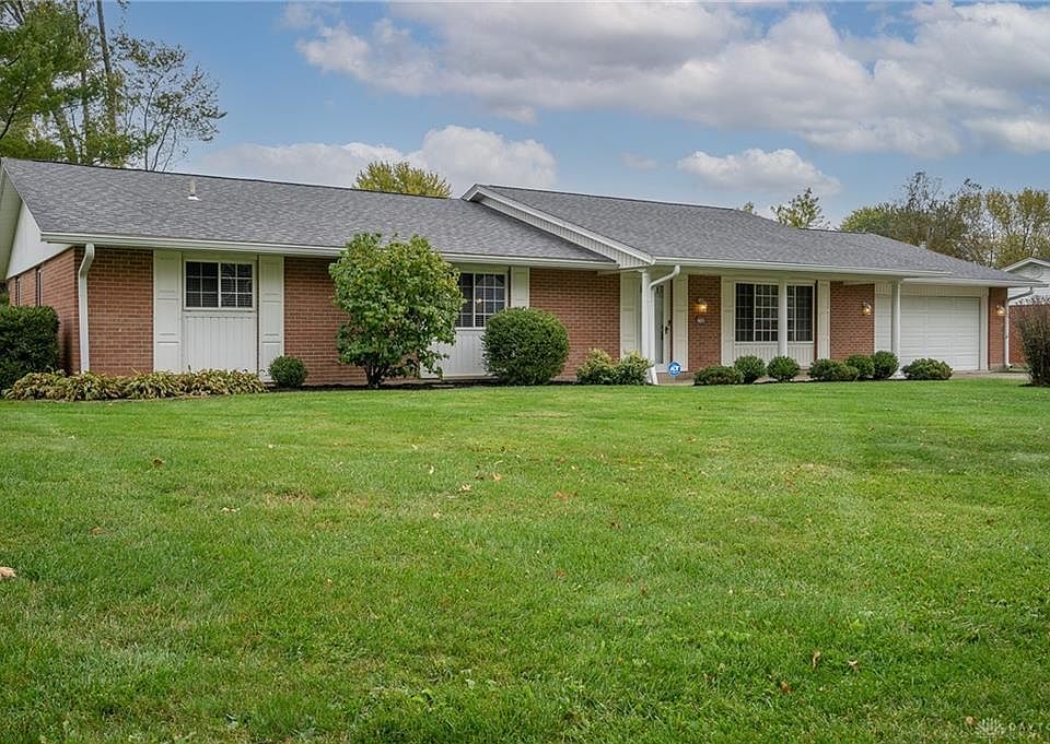 1st image of 2360 Apricot Dr